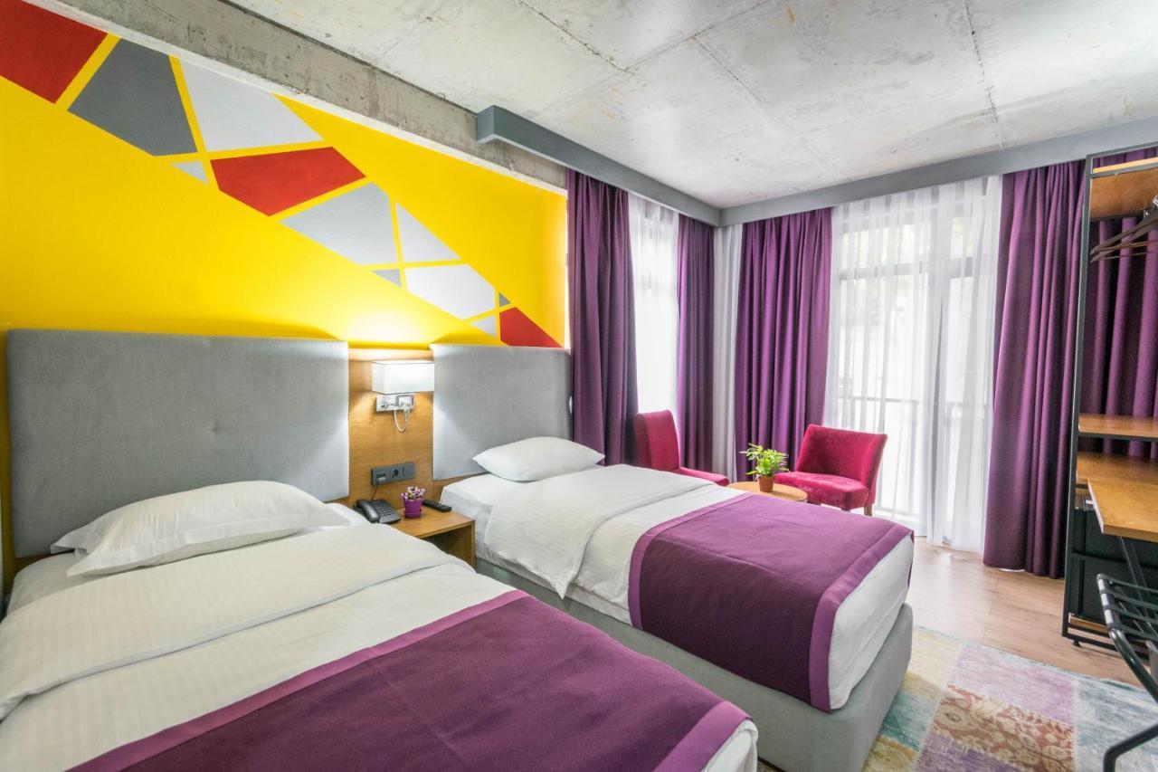 Hotel Adora Τυφλίδα Εξωτερικό φωτογραφία