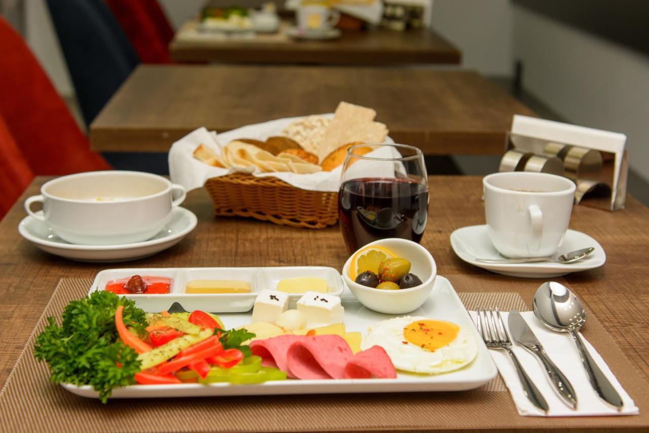 Hotel Adora Τυφλίδα Εξωτερικό φωτογραφία