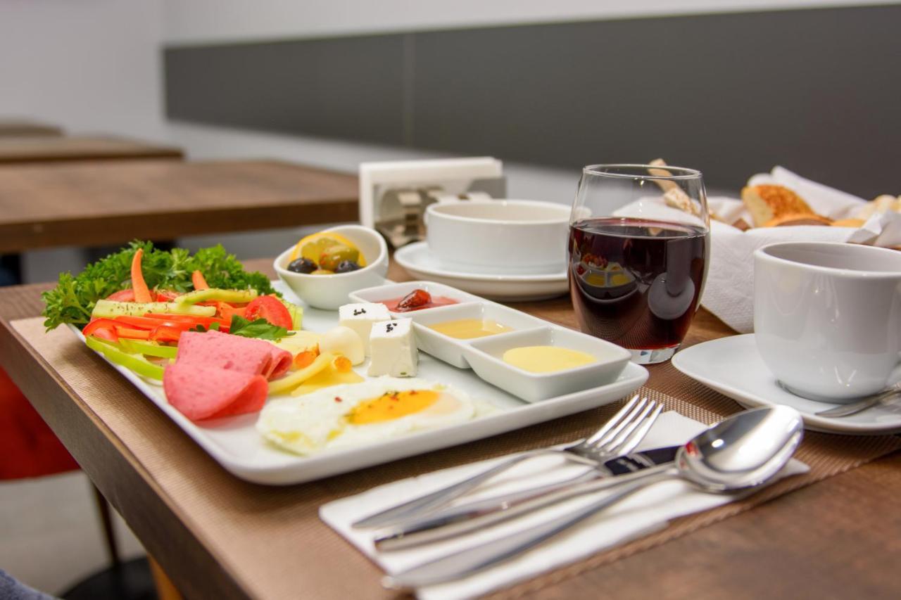 Hotel Adora Τυφλίδα Εξωτερικό φωτογραφία